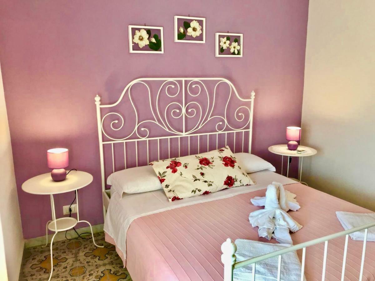 Casa Maccers Lejlighed Giardini Naxos Eksteriør billede