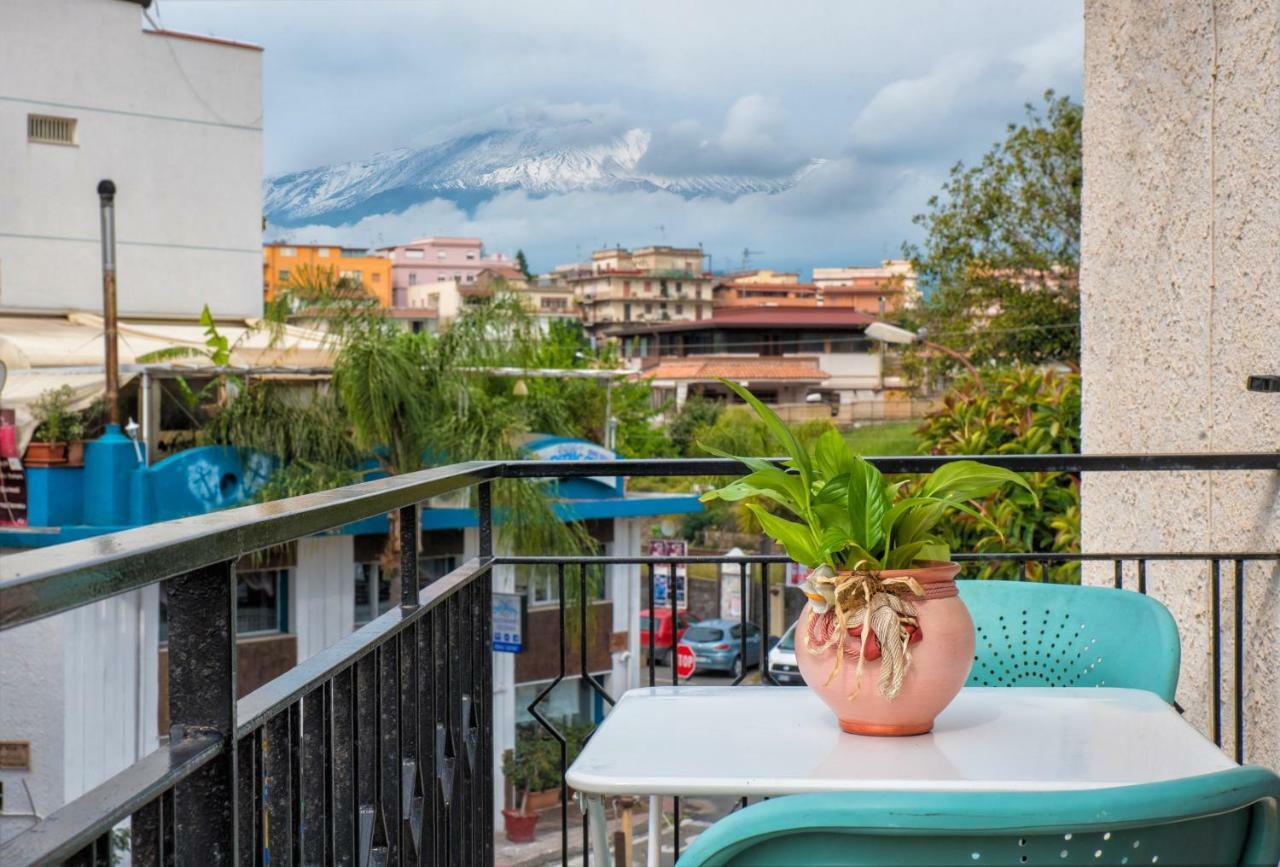 Casa Maccers Lejlighed Giardini Naxos Eksteriør billede